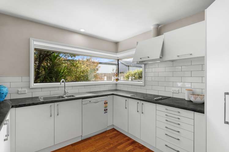 2/155 Centaurus Road Saint Martins_5