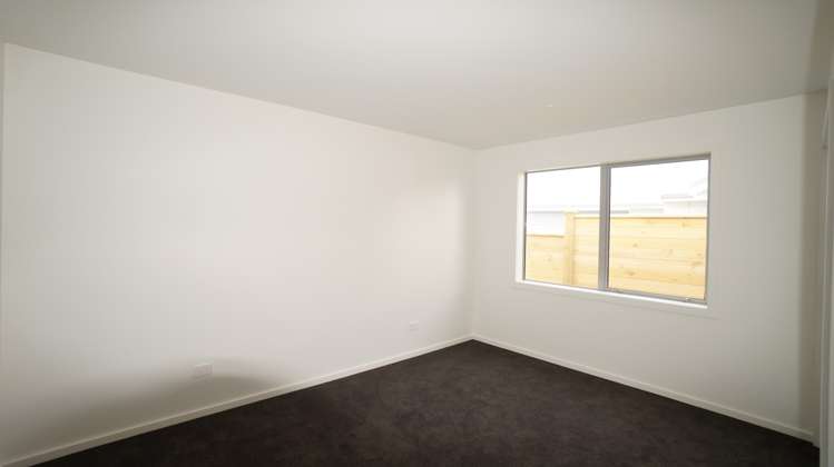 68 Stace Hopper Drive One Tree Point_16