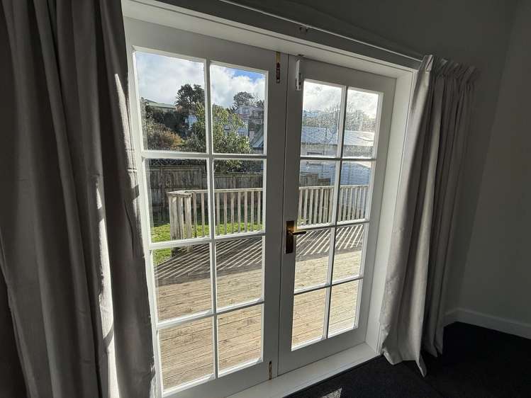 526 Adelaide Road Berhampore_1