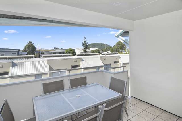 14/414B Ocean Road Whangamata_2