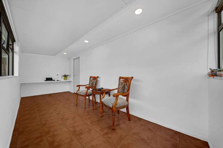 4 Janome Place Bucklands Beach_11