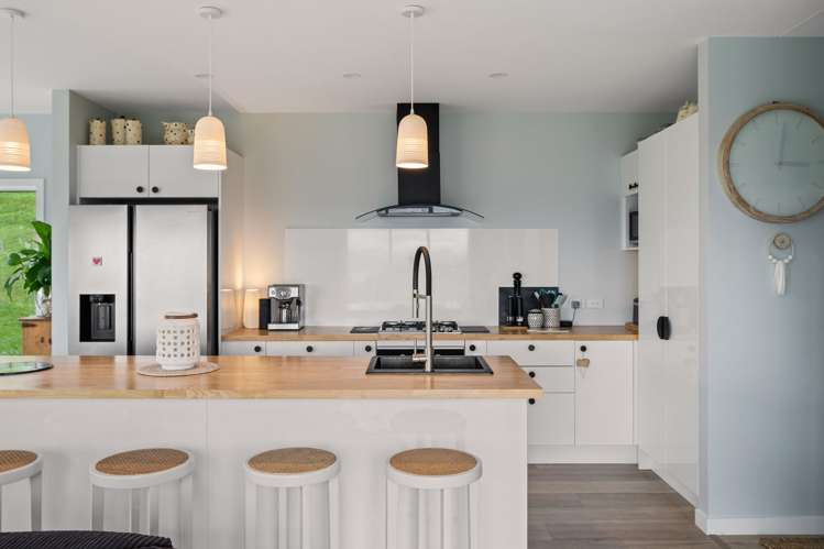 225 Wheatstone Road_5