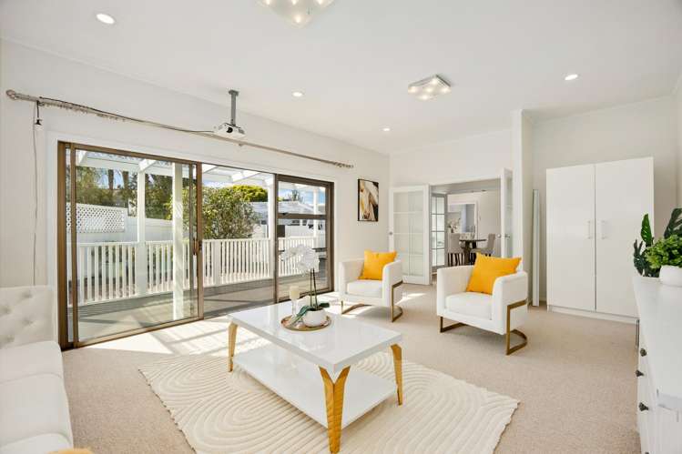 1042 Great North Road Point Chevalier_3