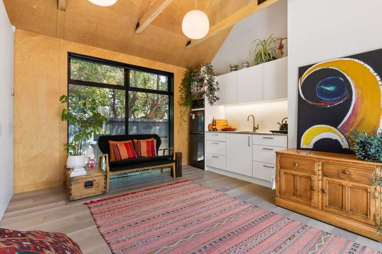 108 Tomes Road Saint Albans_13