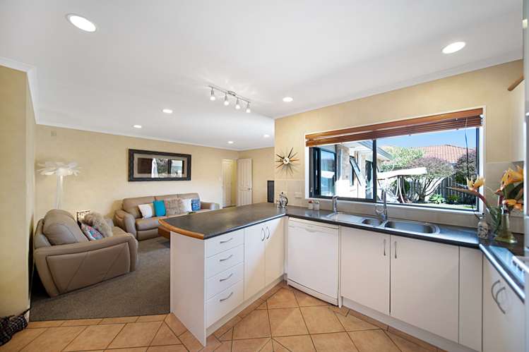 8 Nad Place East Tamaki Heights_11