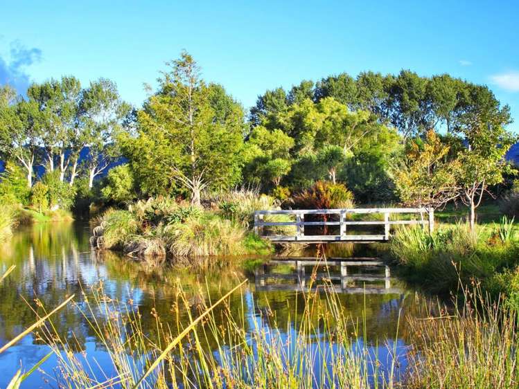 195 Tangmere Road Takaka_11