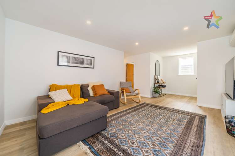 14 Young Grove Stokes Valley_7