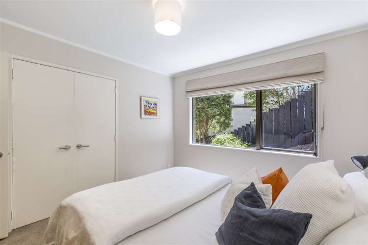 84a Bassett Road Remuera_10