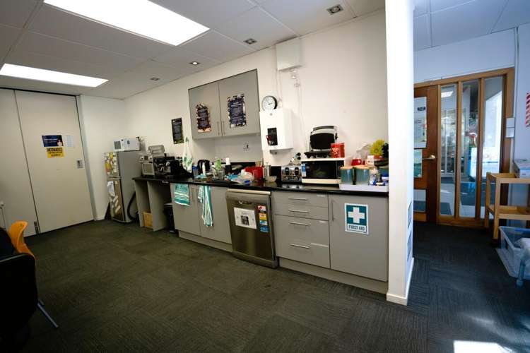 3/25 Churchill Street City Centre_10