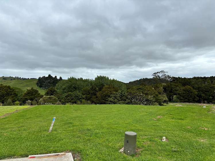 17 Manaaki Circle Paparoa_11