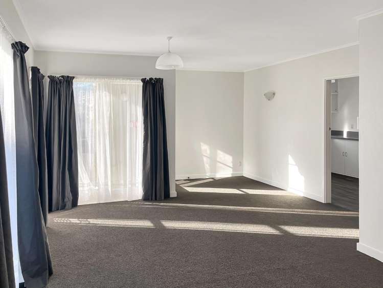 10/174 Kings Crescent 2652_3