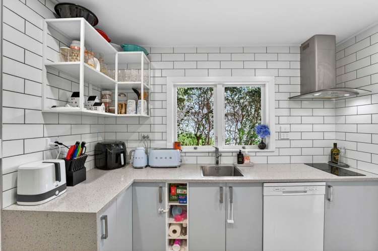 1/28 Hawkins Street_5