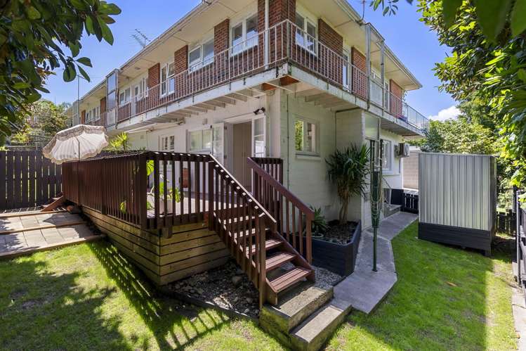8/7 Lydia Avenue Northcote_8