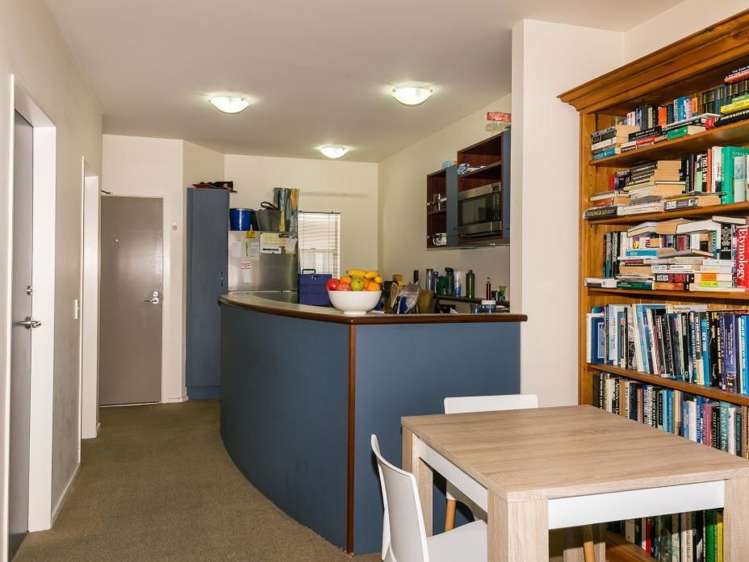 204/72 Herald Street Berhampore_2