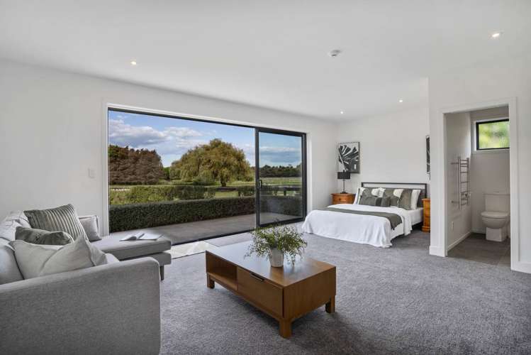 242 Seagrove Road Waiau Pa_29