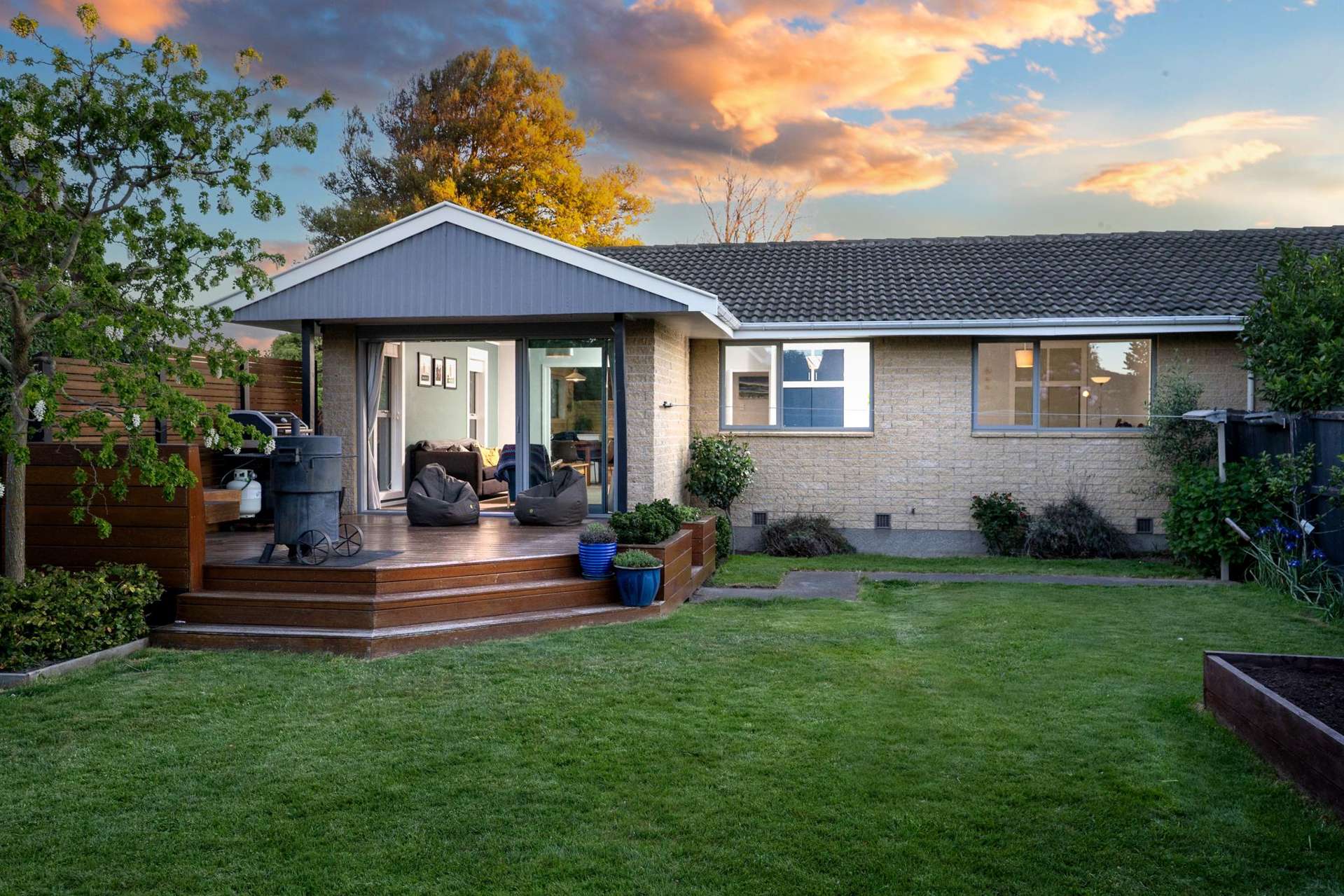 2/174b Grimseys Road Redwood_0