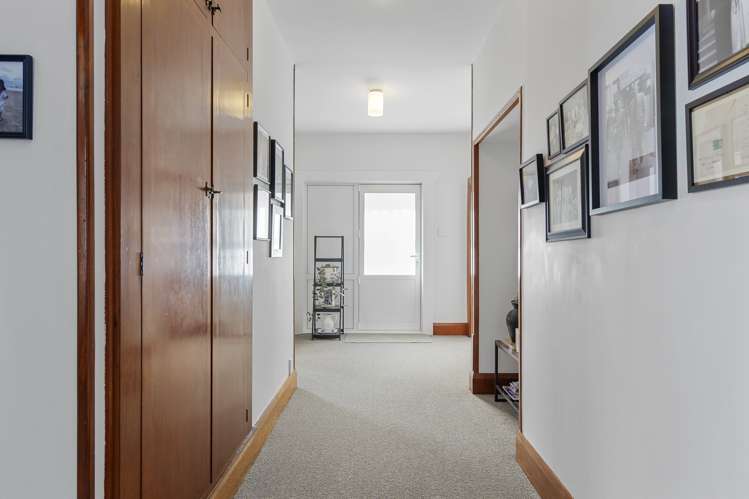 21 South Terrace Darfield_7