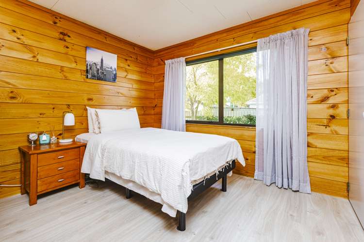 2/4 Bunnythorpe Road Papakura_10