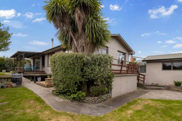 6 Ruthken Crescent Springlands_1