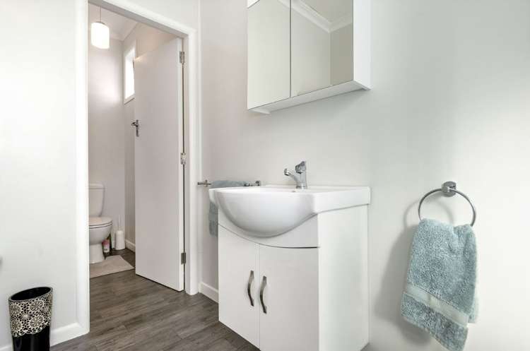 528 Gladstone Road Te Hapara_13