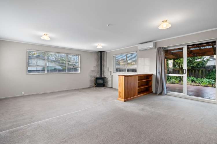 9 Housman Place 11373_5