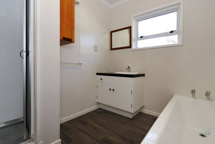 16 Kipling Crescent Stoke_15