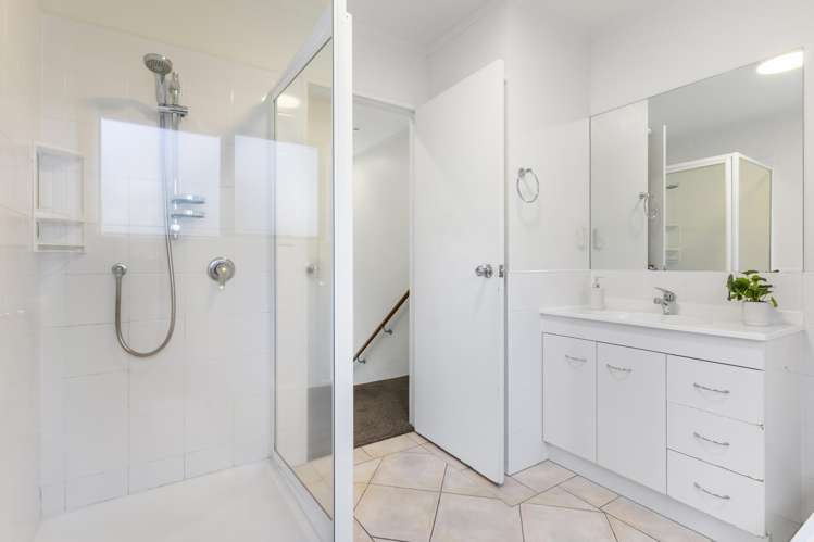 43/8 Flynn Street Birkdale_11