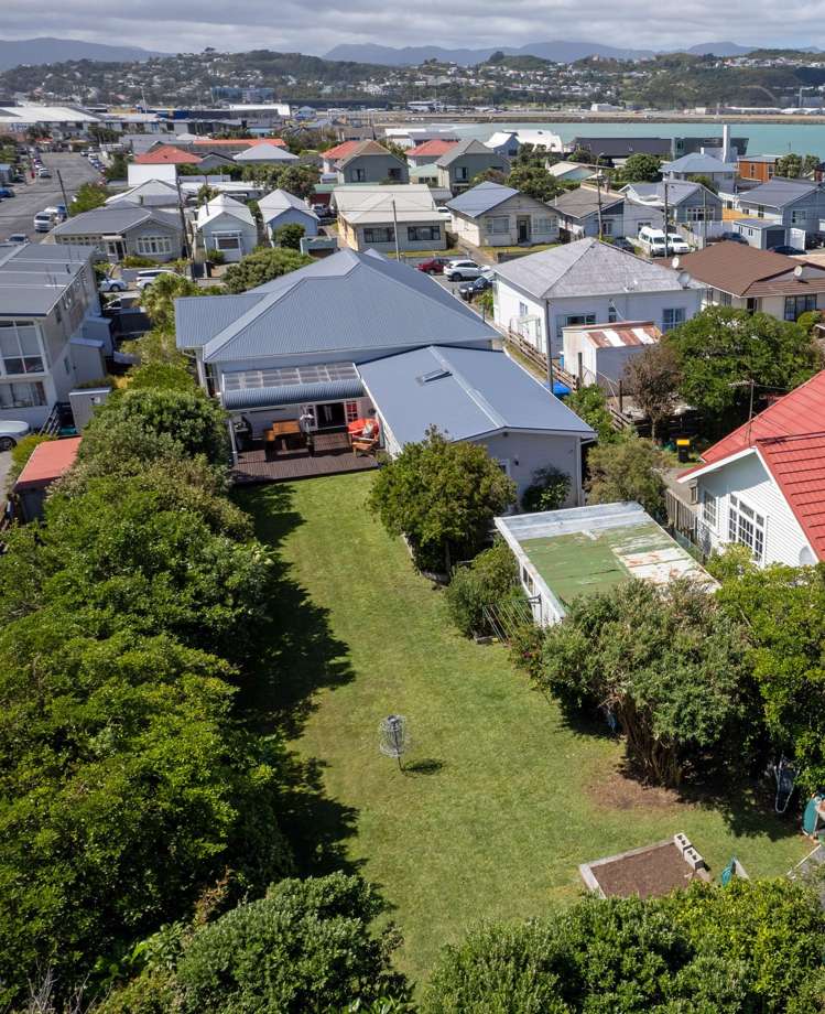 194 Onepu Road Lyall Bay_3