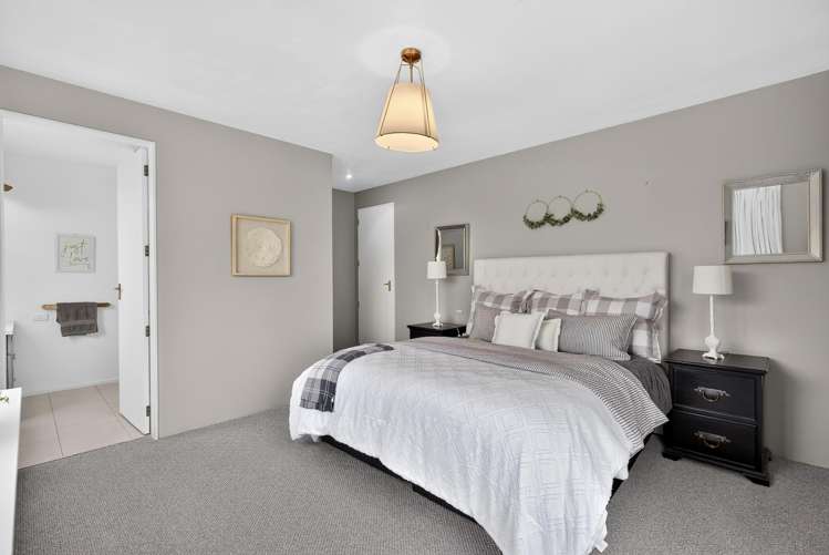 9/239 Lake Ferry Road Martinborough_14