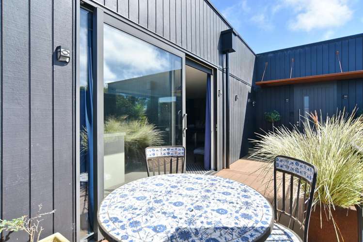 102 Hills Road Edgeware_15