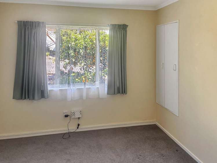 2/89 Churchill Drive 10792_11