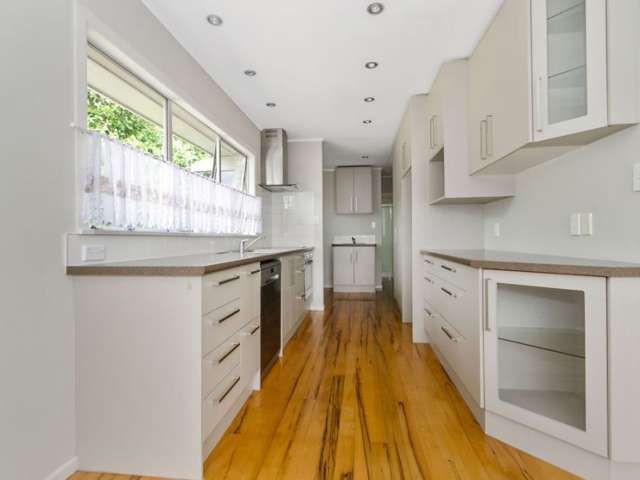 6 Laurelwood Avenue Pukekohe_4