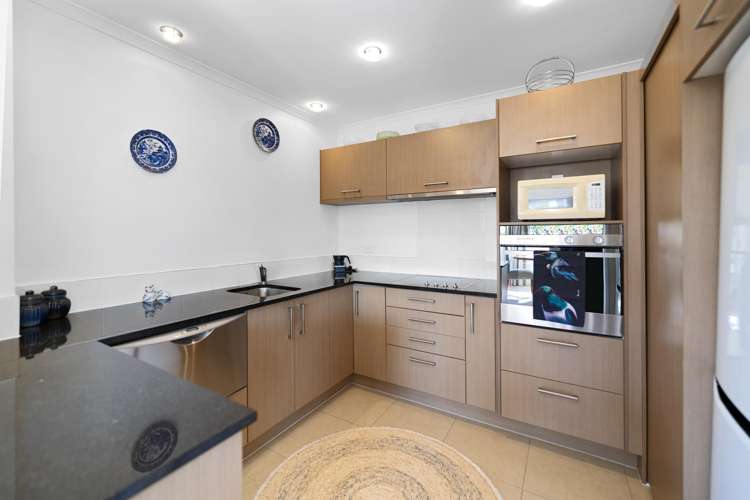 6/29 Accadia Lane (Chadderton Apartments) Avenues_7