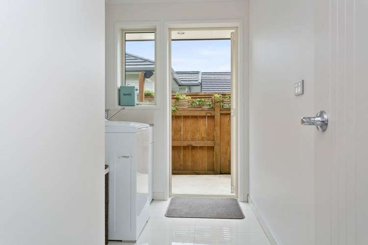 5 Henry Bell Close Leamington_18