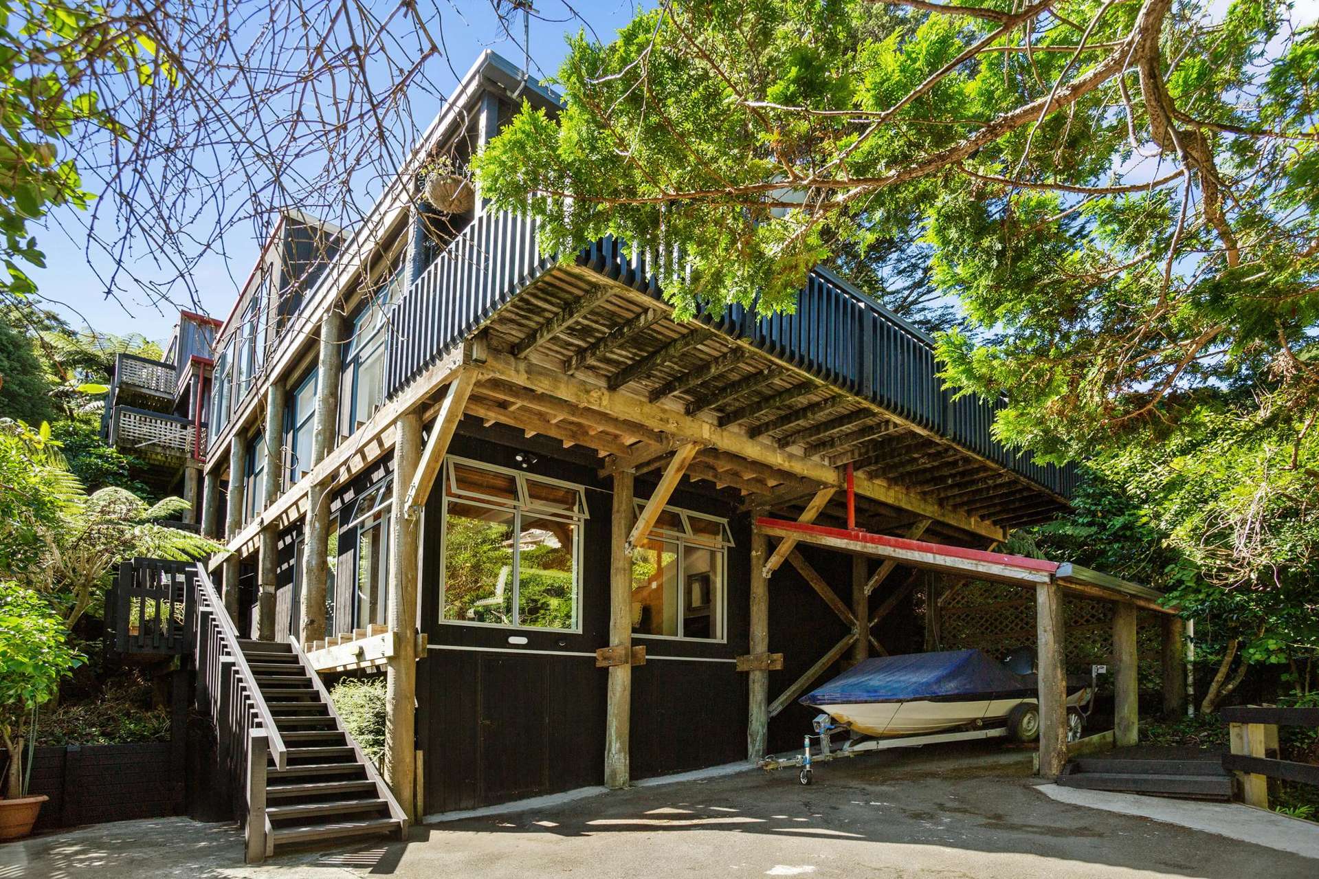 3A Whiorau Grove, Lowry Bay Eastbourne_0