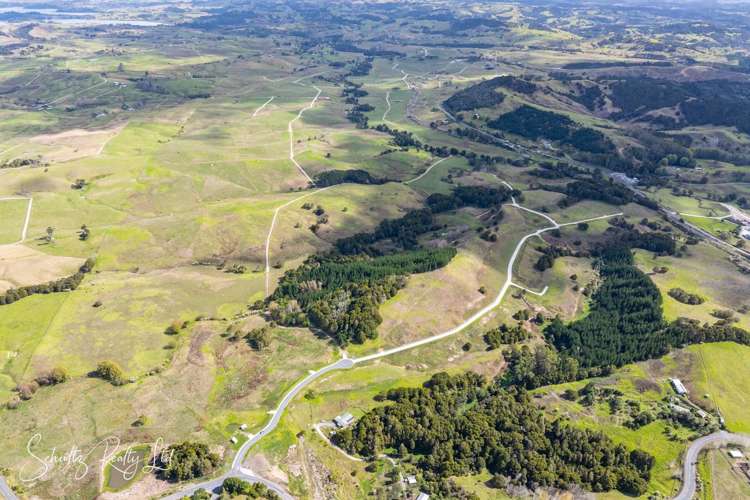 Whakapirau Road Maungaturoto_44