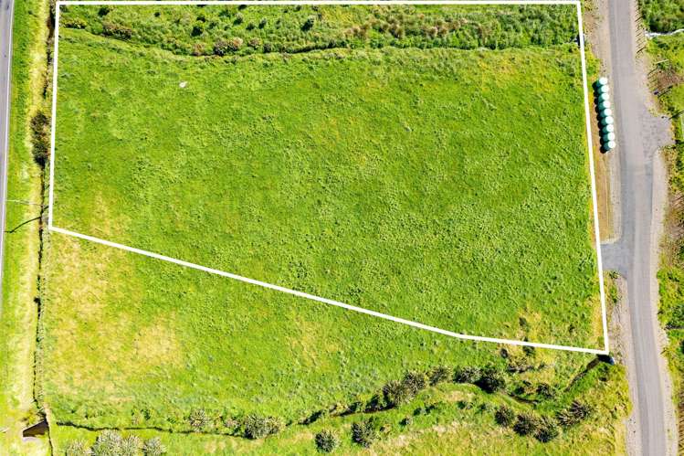 7104 South Road Warea_2