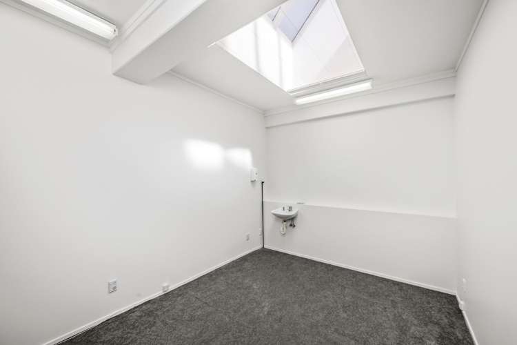 3 Williamson Ave Belmont_13