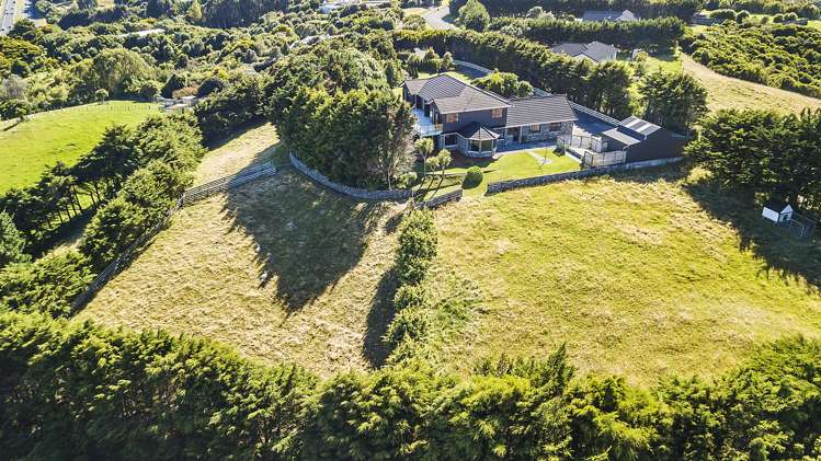 40 Gladys Scott Place Tawa_16