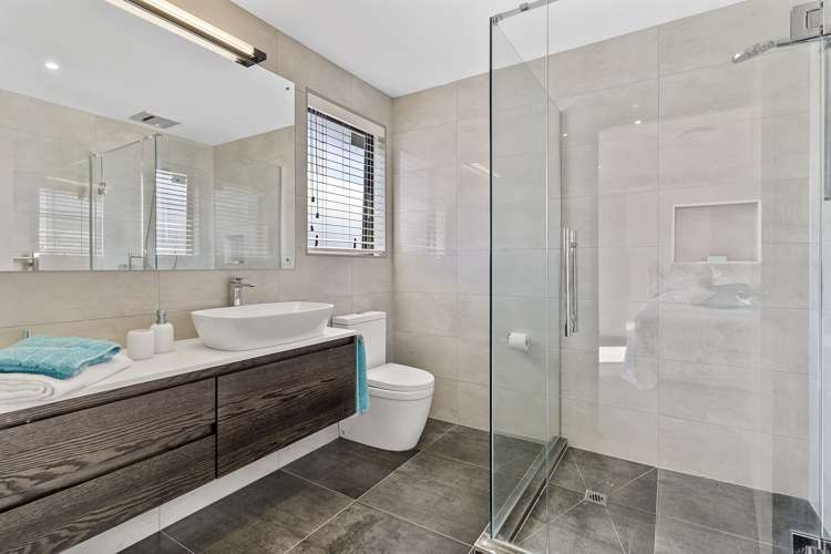 63 Eighth View Avenue Beachlands_22