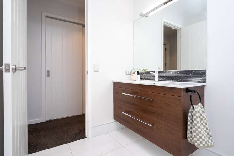 24a Golding Road Taradale_18