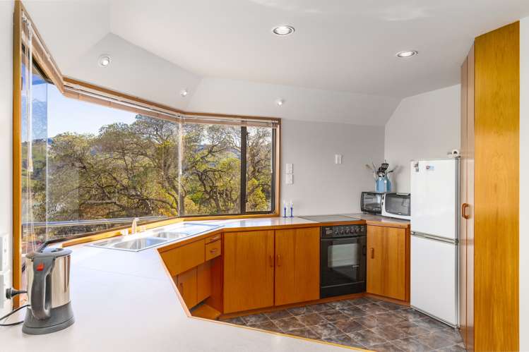 23 Ngaio Grove Robinsons Bay_7