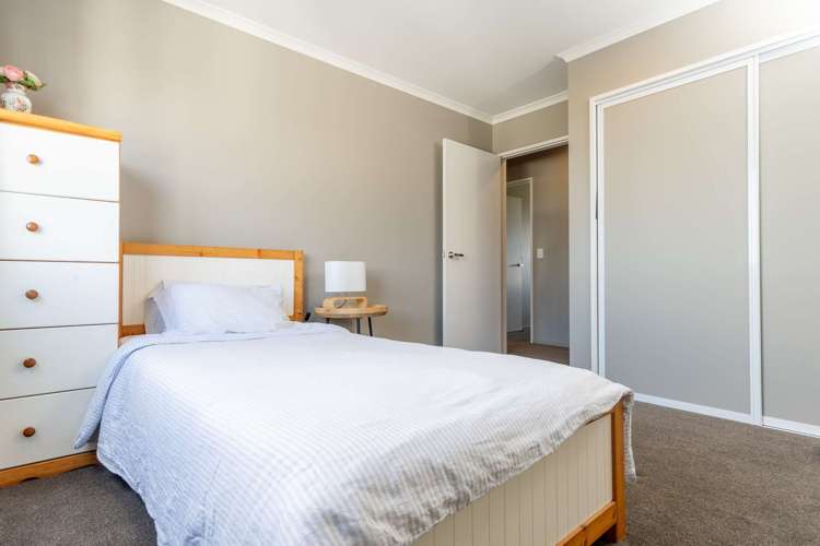 22 Brian Keogh Lane Wigram_13