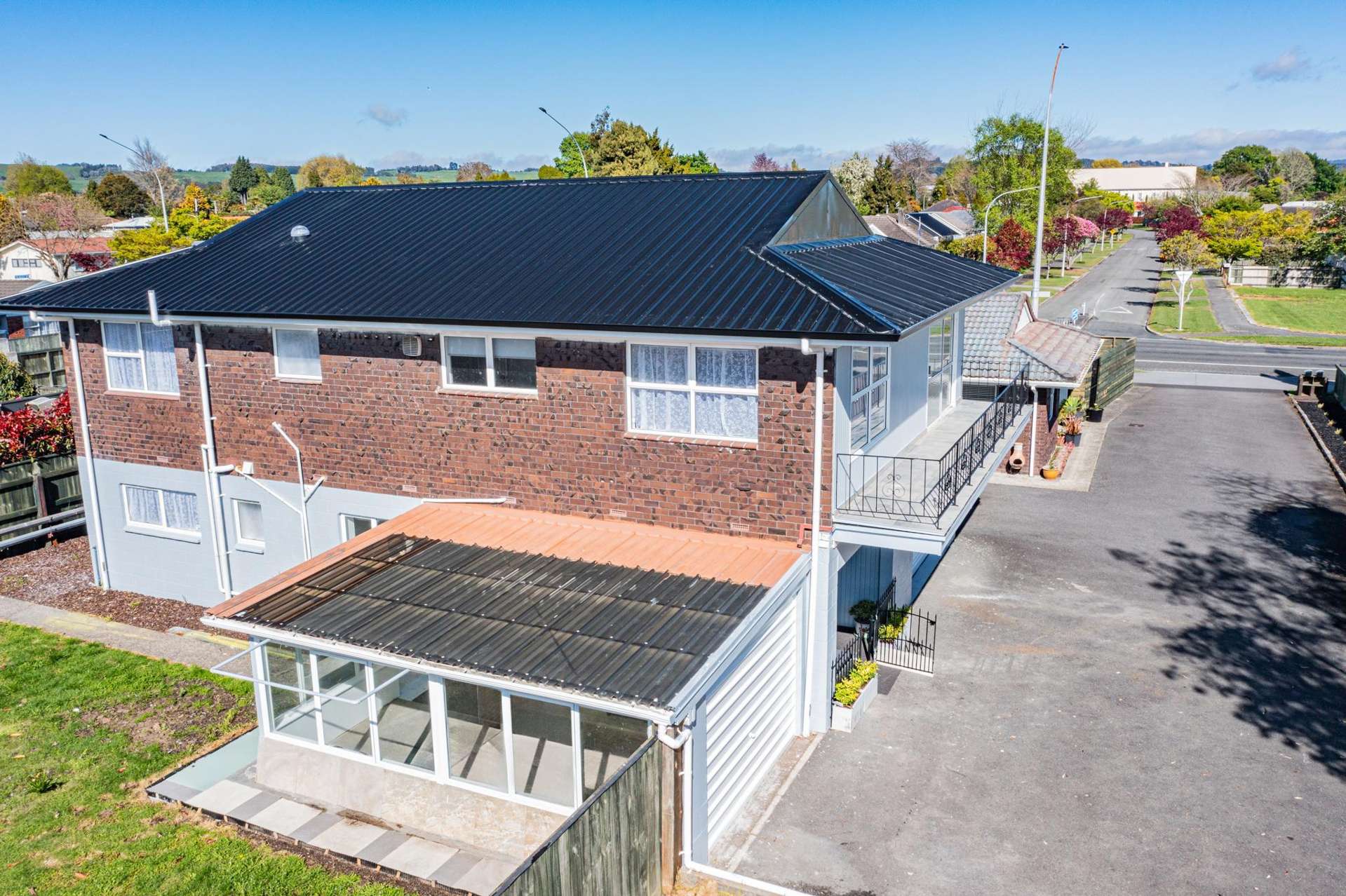 144b Ranolf Street Glenholme_0