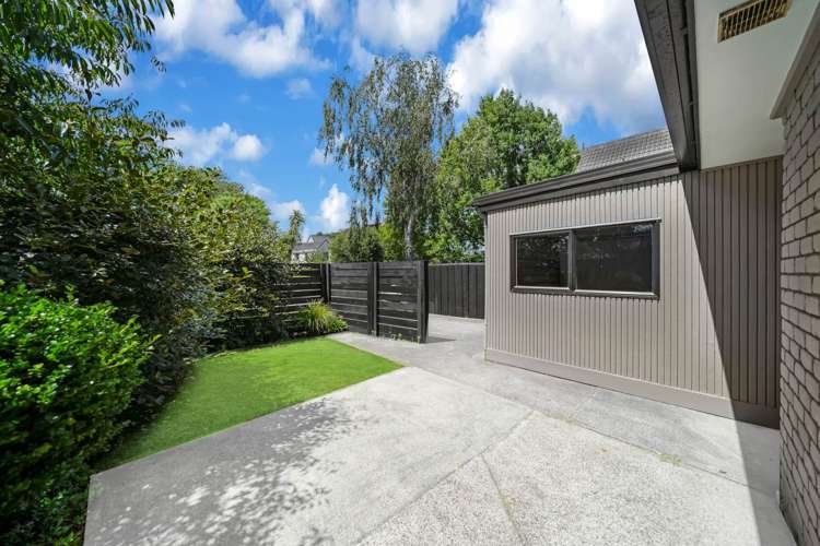 18 Springwood Place Mt Eden_11