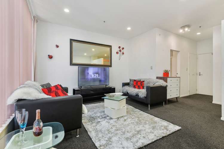 2f/18 Federal Street Auckland Central_0