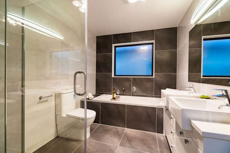 27 Tir Conaill Avenue Flat Bush_15