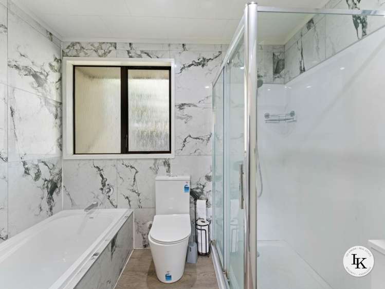 151 Boundary Road Clover Park_18