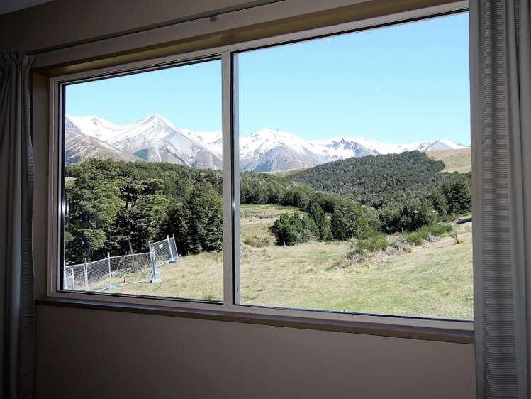 39 Trelissick Loop Castle Hill_7