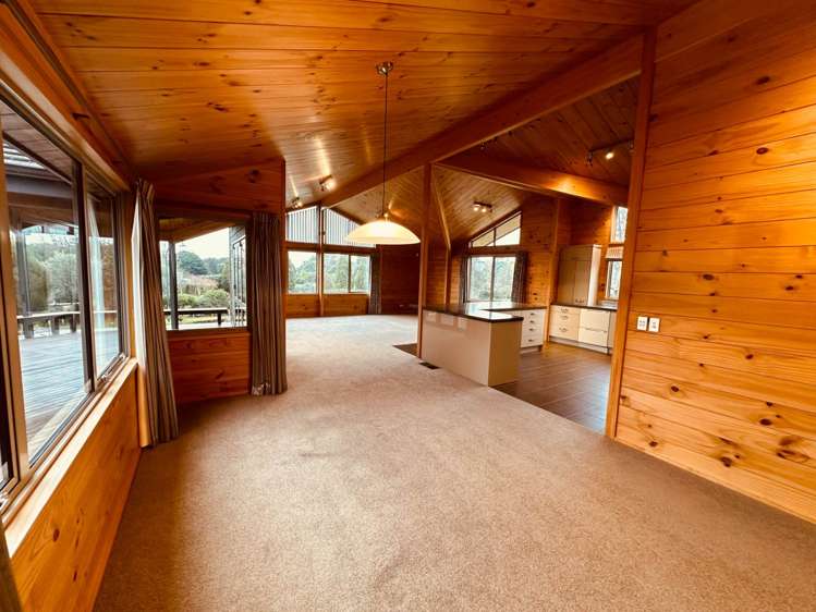 12 Mahoe Glade Patumahoe_6